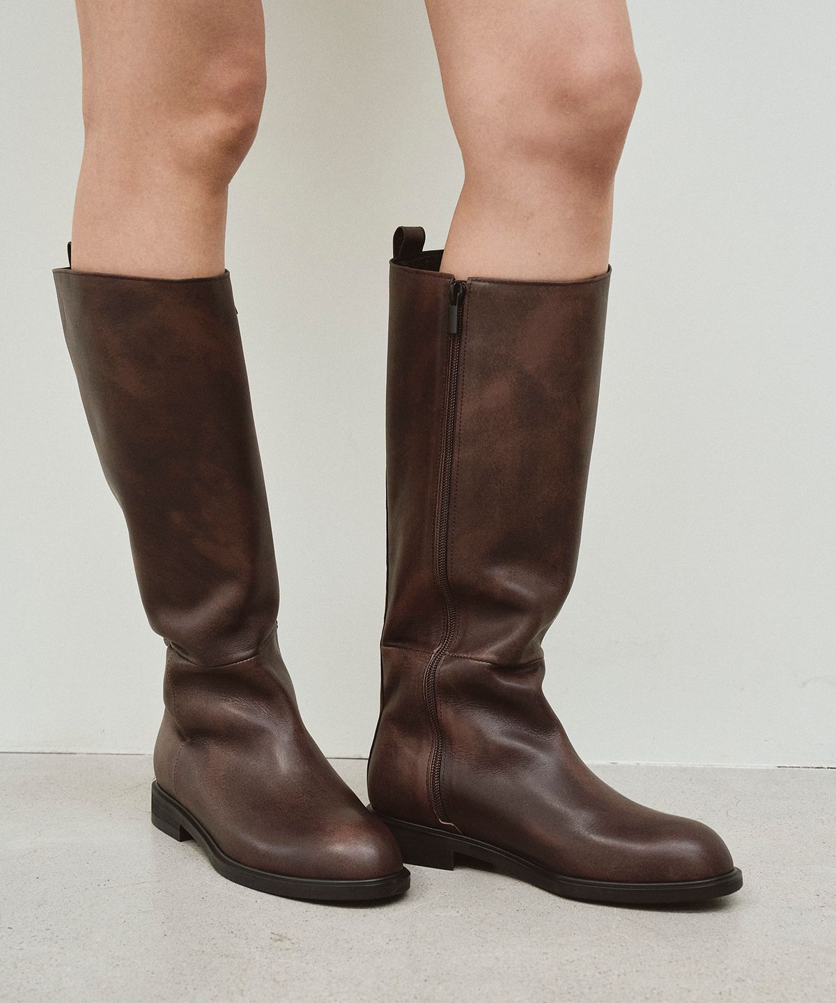 트윗비피(TWVP) Classy Long Boots Brown 클래시롱부츠 브라운 25SF72BR