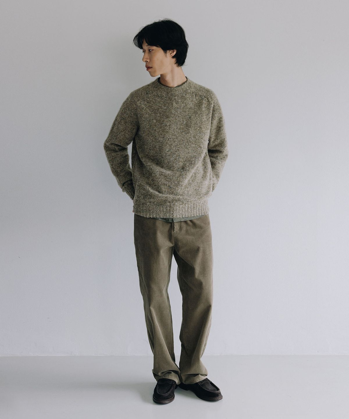 블랭크룸(BLANKROOM) SHAGGY DOG CREW NECK_MUSHROOM