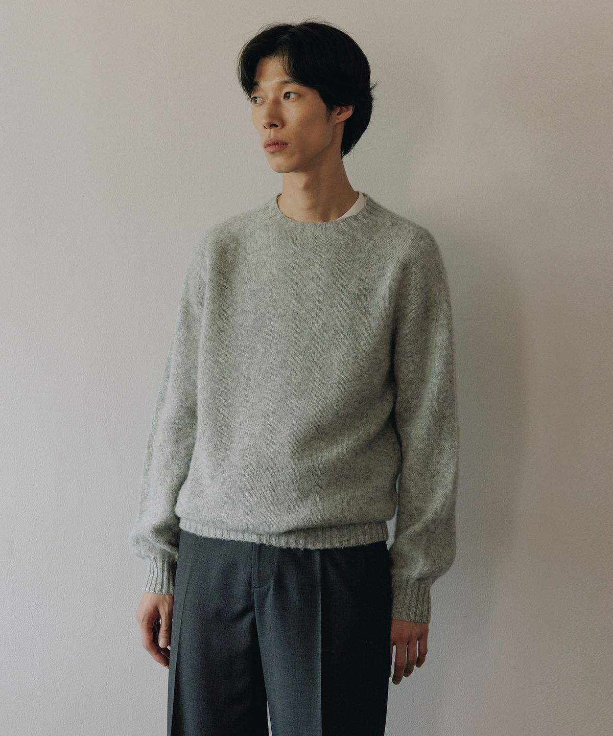 블랭크룸(BLANKROOM) SHAGGY DOG CREW NECK_SILVER