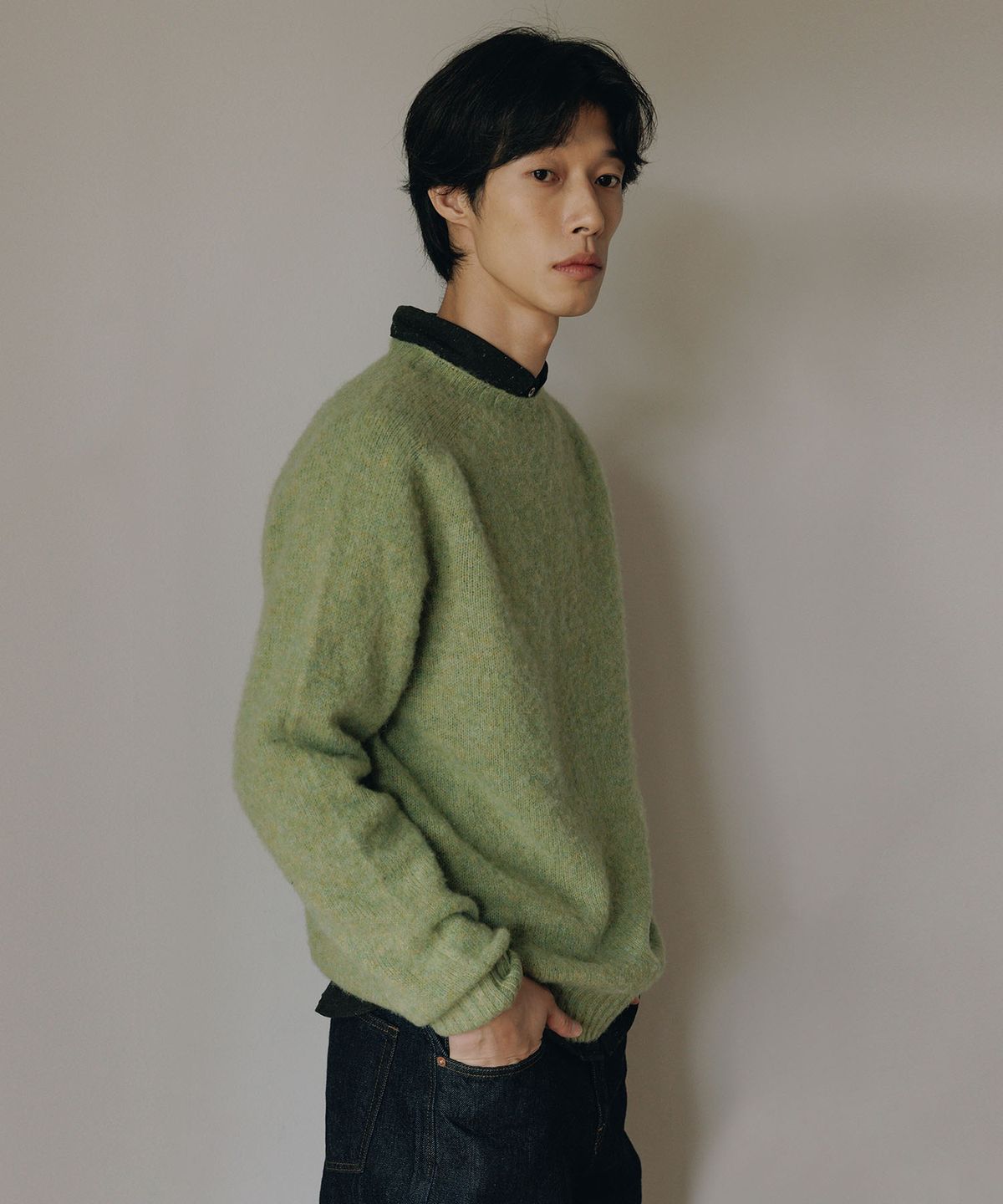 블랭크룸(BLANKROOM) SHAGGY DOG CREW NECK_AVOCADO