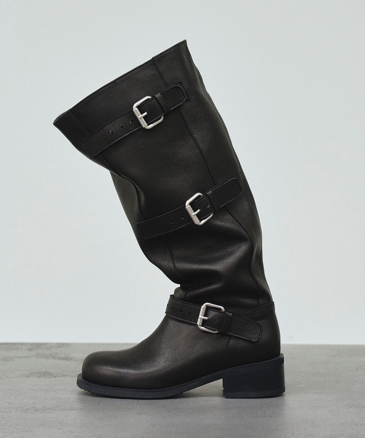 트윗비피(TWVP) Moon Slouch Biker Boots (3Color) 문슬라우치바이커부츠  25SF05