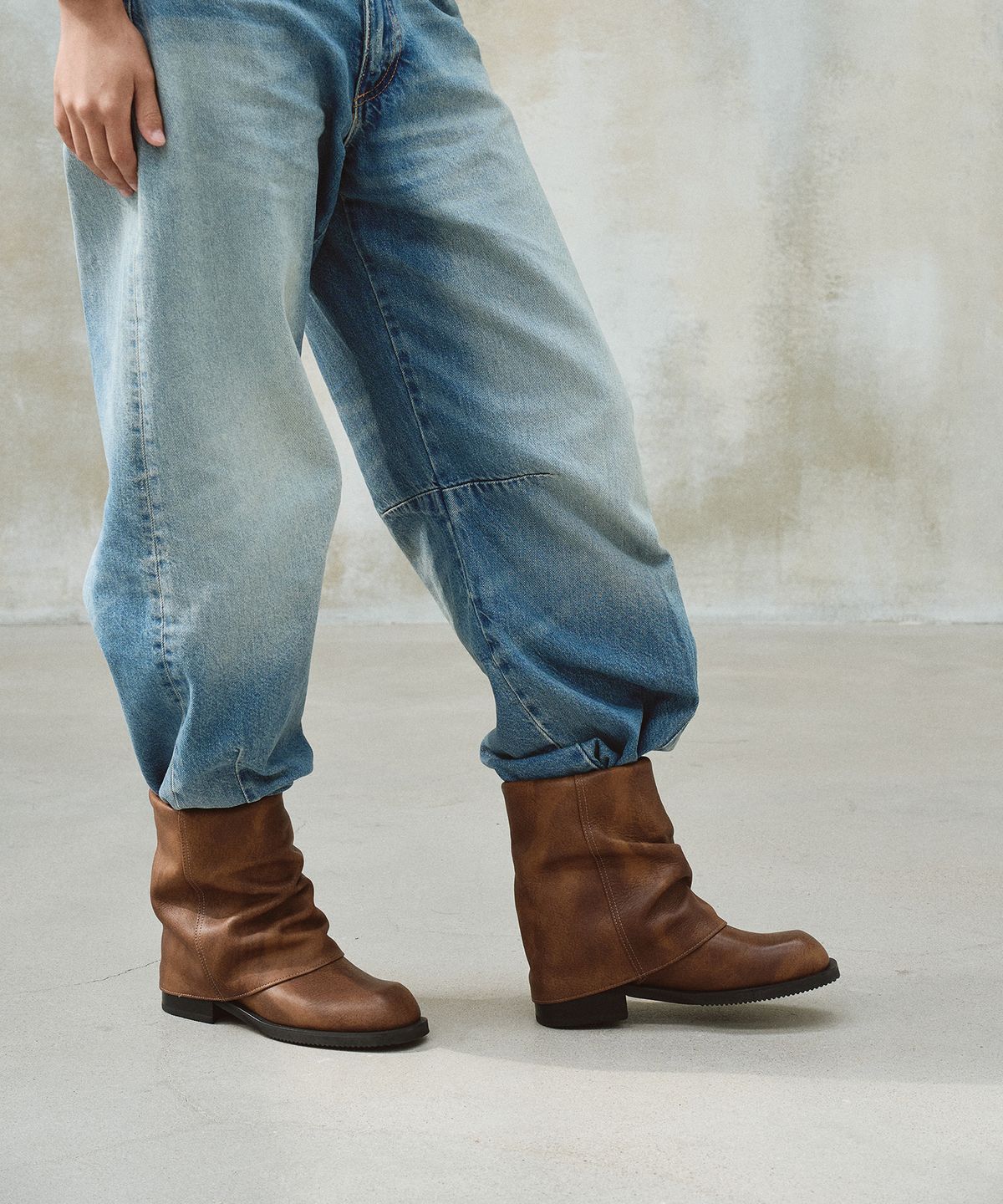 트윗비피(TWVP) Caro Folding Boots (3Color)  카로 폴딩부츠 25SF06T