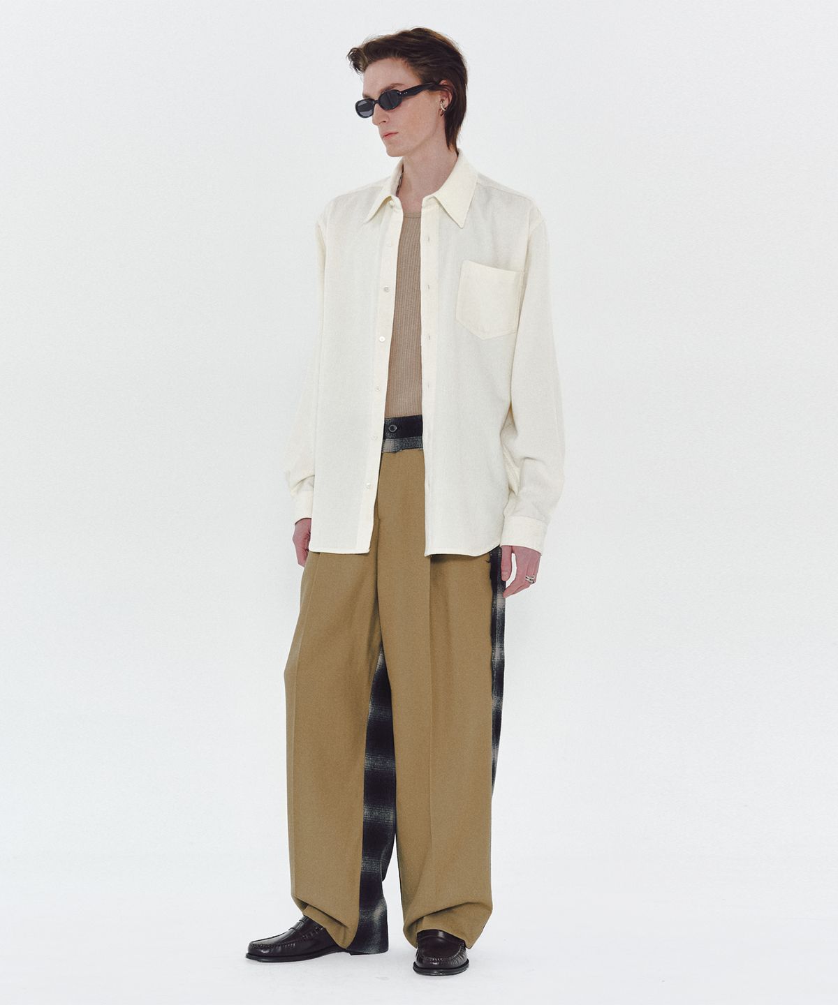 엠엠아이씨(MMIC) ETERNAL SHIRT (IVORY)