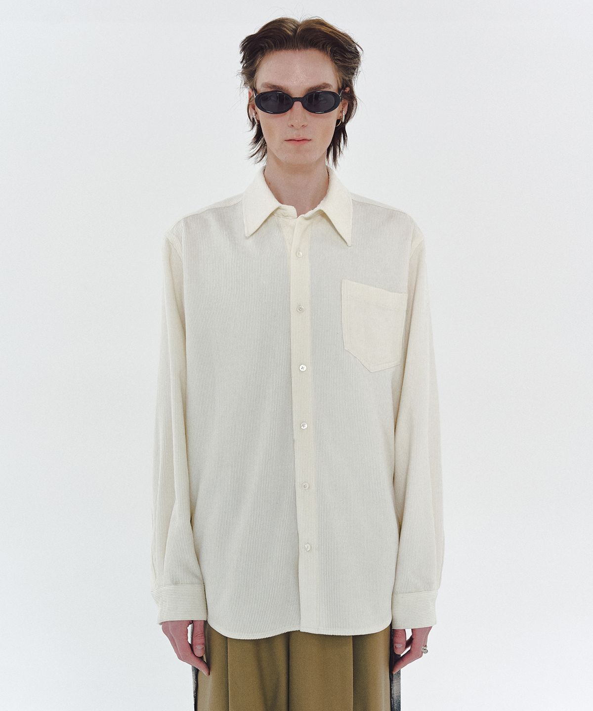 엠엠아이씨(MMIC) ETERNAL SHIRT (IVORY)