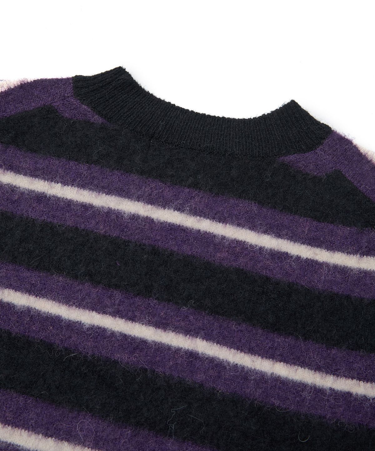 엠엠아이씨(MMIC) SABLE ROUNDNECK (NAVY)