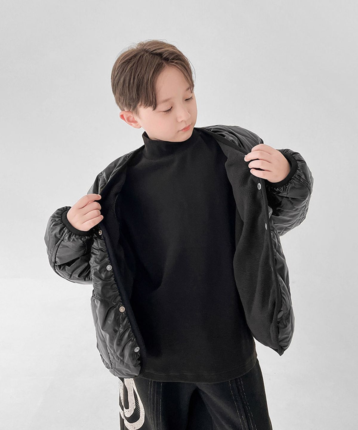 베리클로젯(BERRYCLOSET) [기모] 메종 폴라 티셔츠
