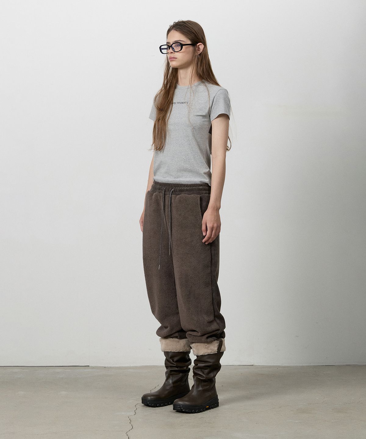 쓰리투에이티(THREE TO EIGHTY) DUAL-SURFACE CORDUROY PANTS BROWN