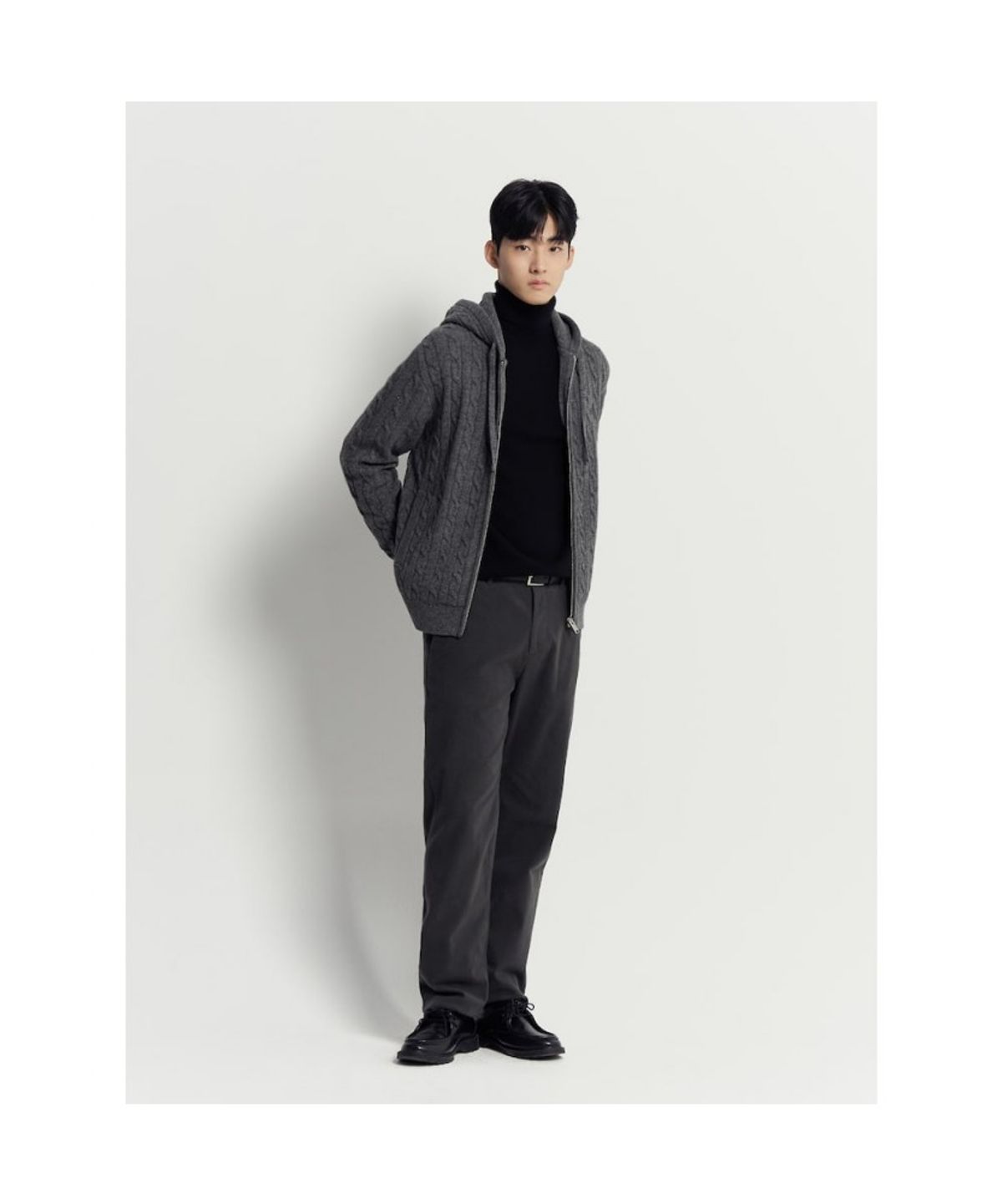 빈폴 멘(BEANPOLE MEN) 케이블 후드 집업 카디건 - 그레이