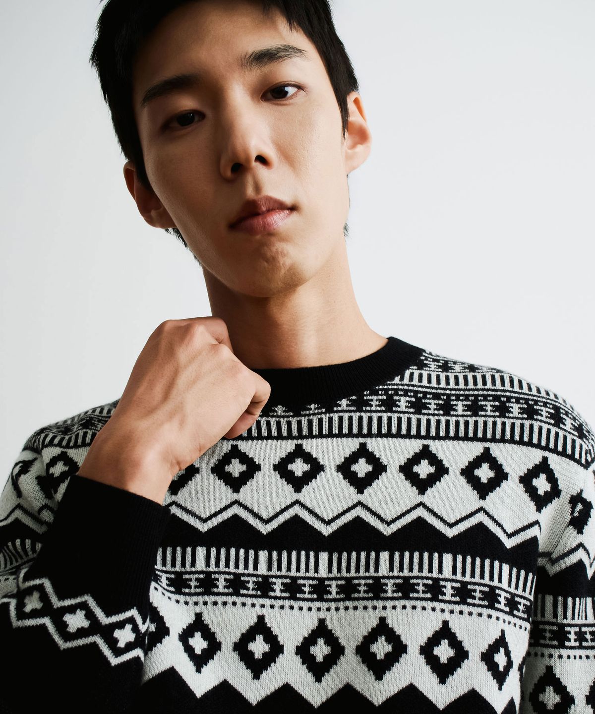 더니트컴퍼니(THEKNITCOMPANY) (M) 발투르 울 노르딕 스웨터 [오닉스 블랙]
