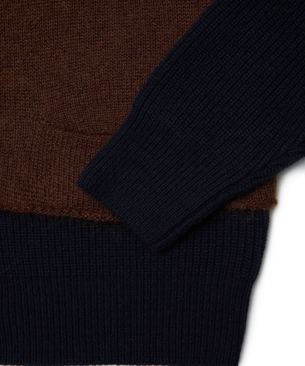 엠엠아이씨(MMIC) OVERLAP CARDIGAN (NAVY)