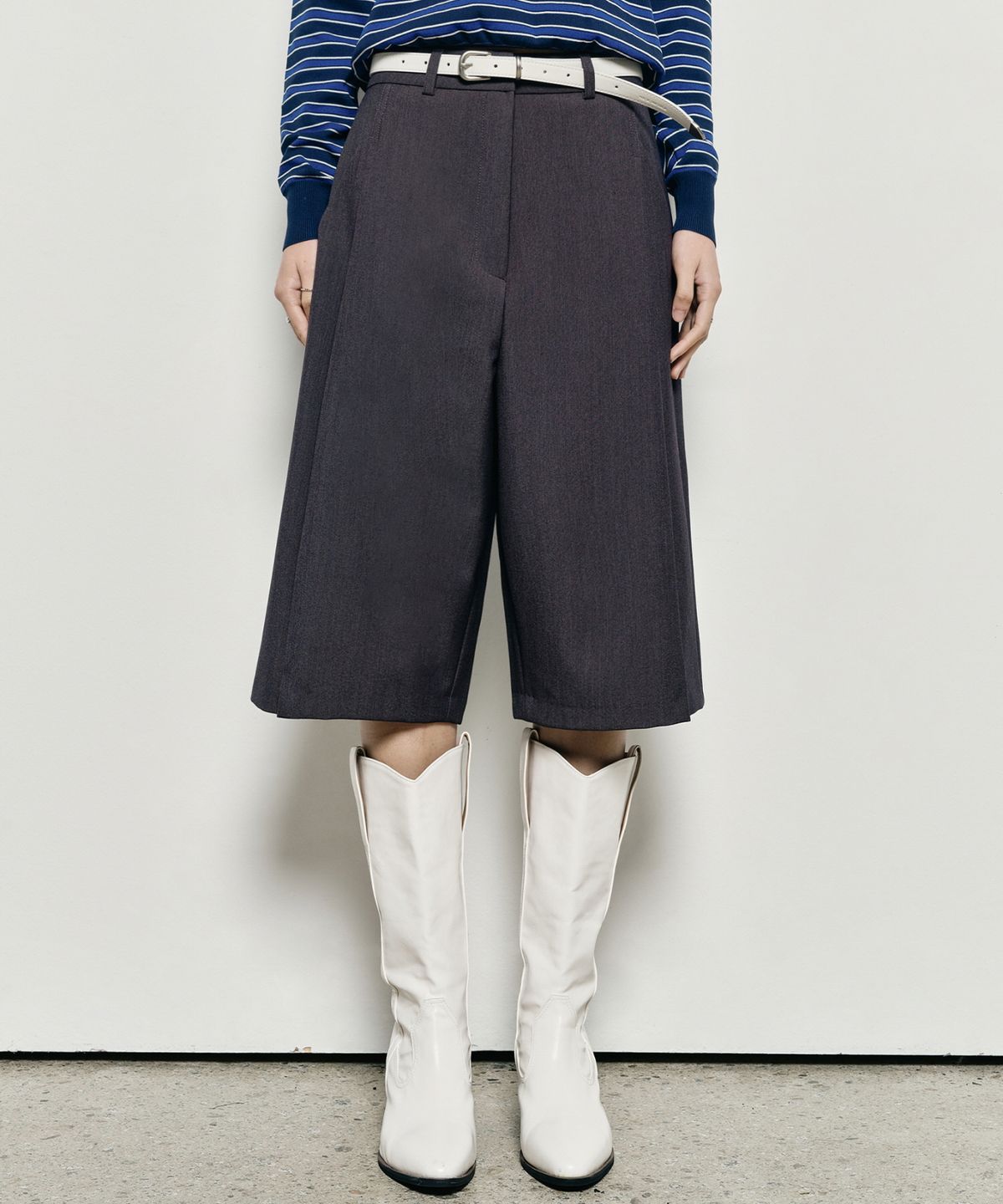 닉앤니콜(NICK&NICOLE) WIDE PINTUCK BERMUDA PANTS_CHARCOAL