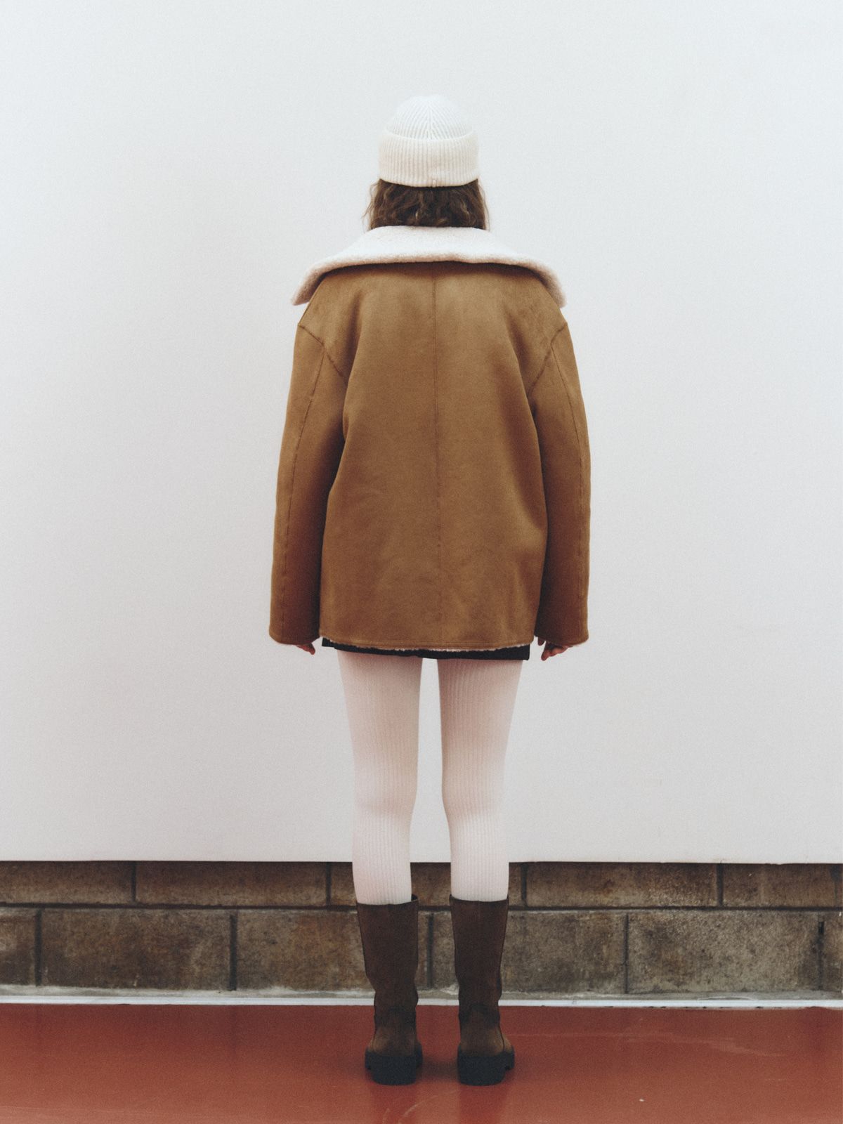 리플레인(REPLAIN) REVERSIBLE SUEDE MUSTANG_CAMEL
