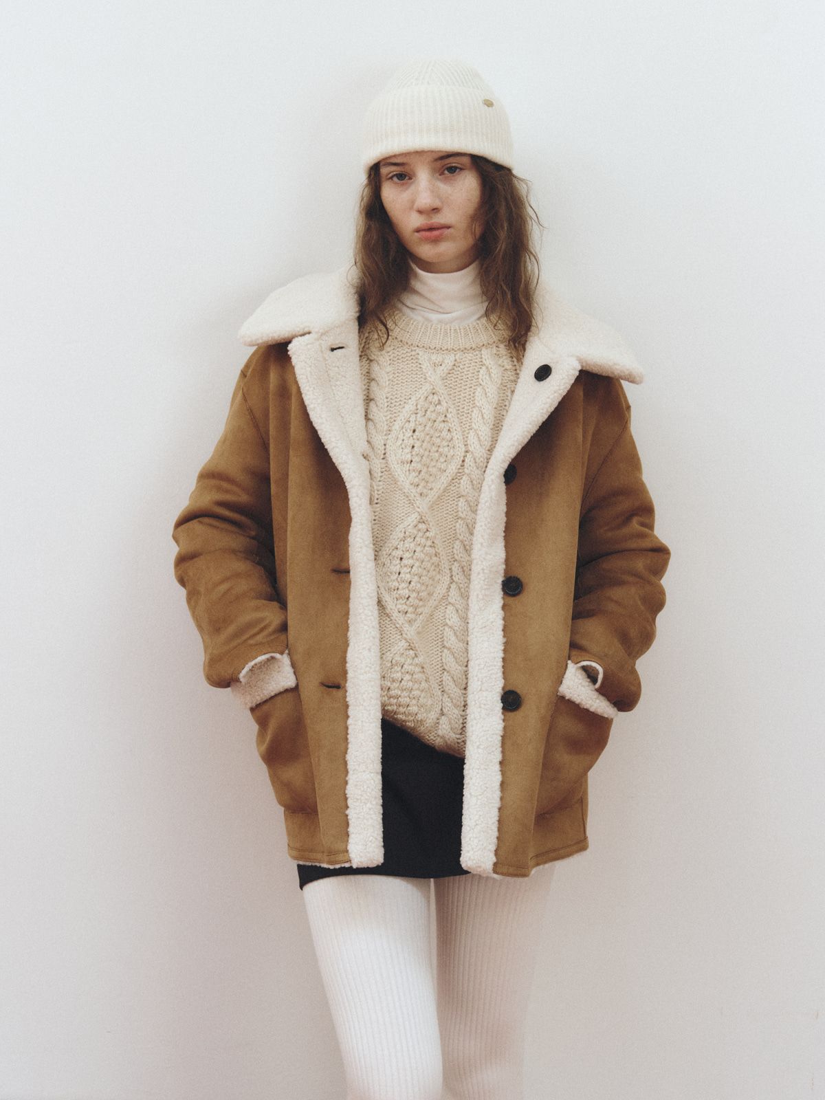 리플레인(REPLAIN) REVERSIBLE SUEDE MUSTANG_CAMEL