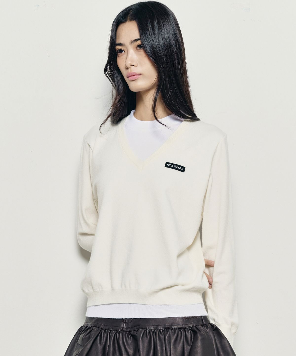 닉앤니콜(NICK&NICOLE) LAYERED ROUND V NECK KNIT_CREAM