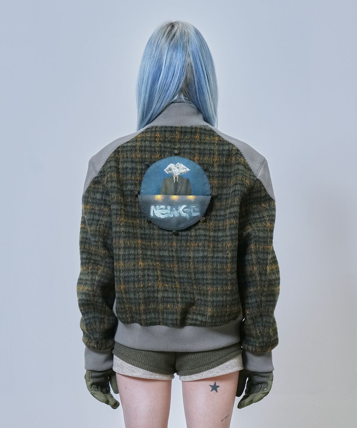 뉴제(NEWGE) Inside Out Check Jumper (KHAKI)