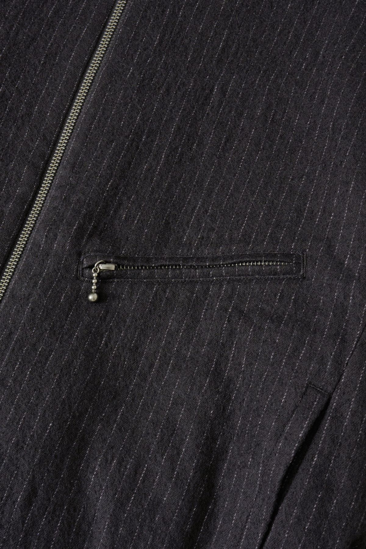 해칭룸(HATCHINGROOM) Hairy Bomber Jacket Stripe Black
