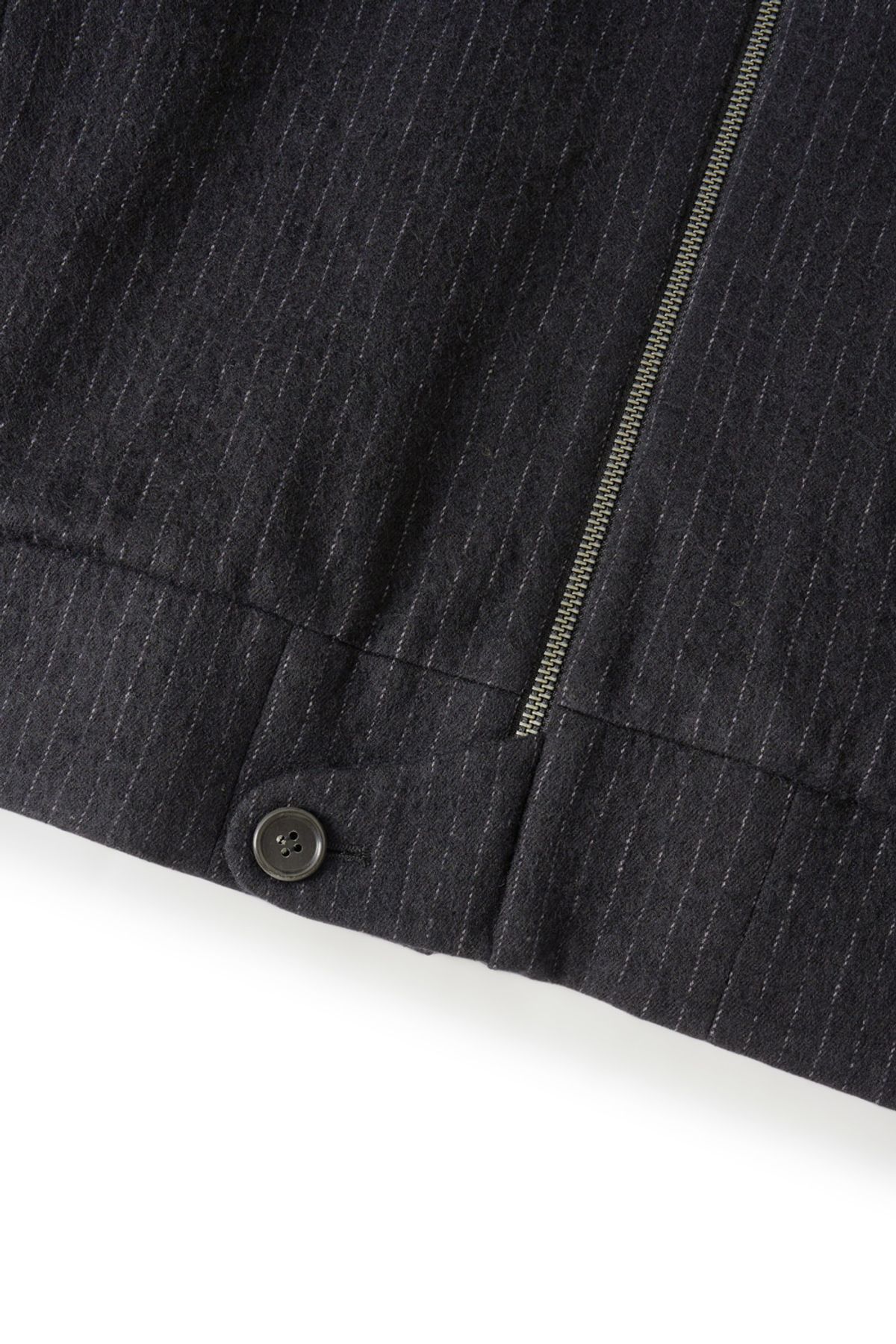 해칭룸(HATCHINGROOM) Hairy Bomber Jacket Stripe Black