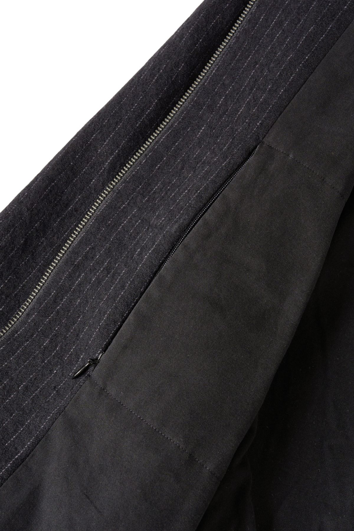 해칭룸(HATCHINGROOM) Hairy Bomber Jacket Stripe Black