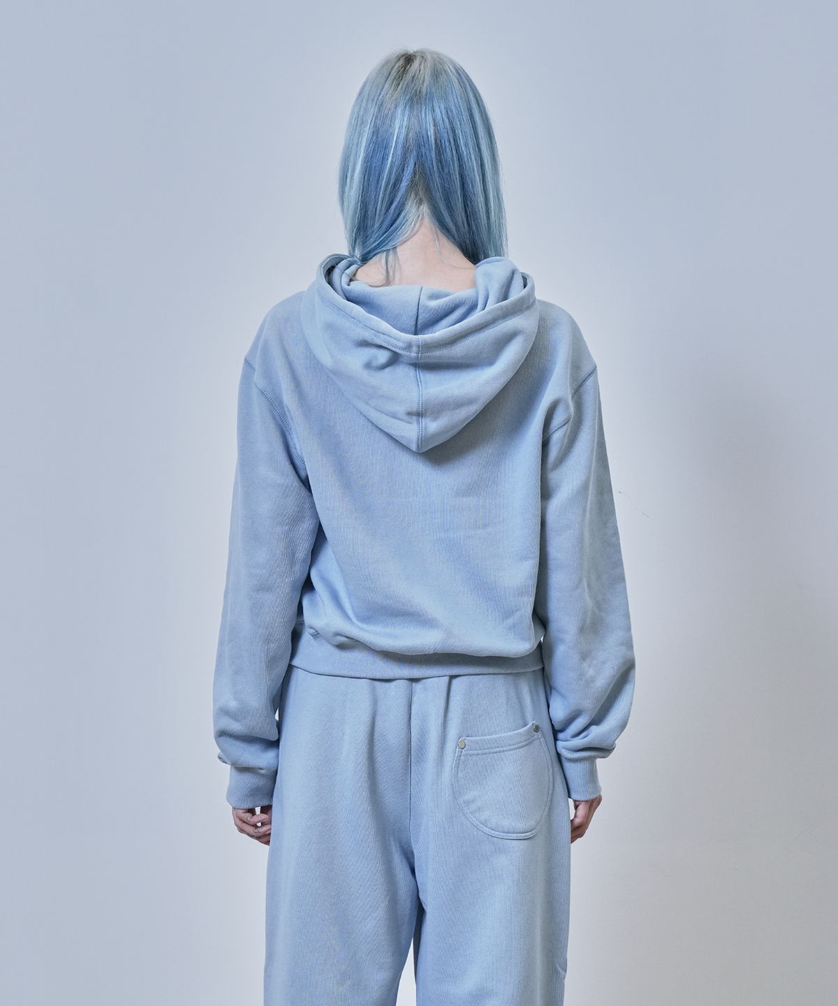 뉴제(NEWGE) Cloud People Hoodie (SKY BLUE)