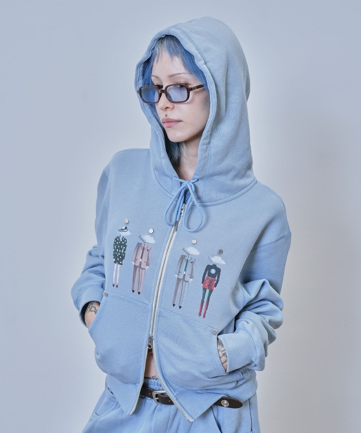 뉴제(NEWGE) Cloud People Hoodie (SKY BLUE)