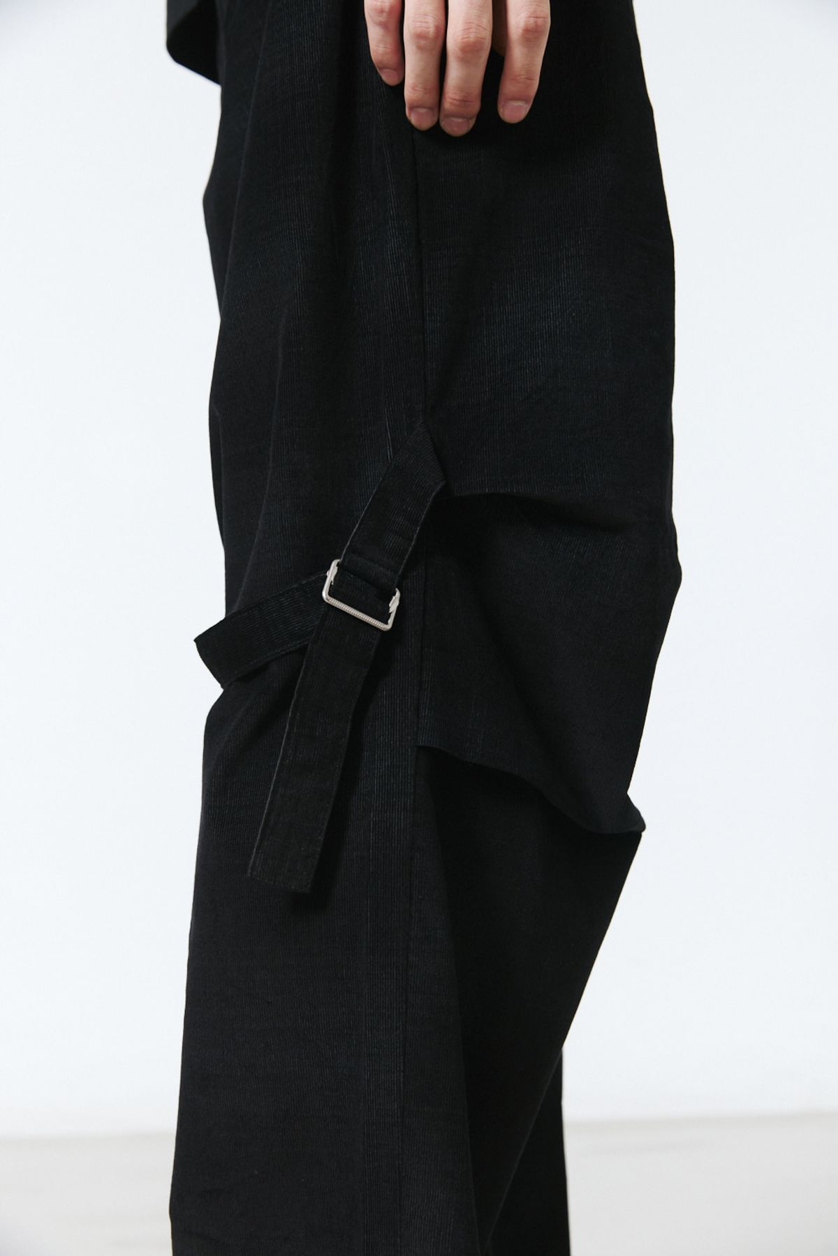 해칭룸(HATCHINGROOM) Bondage Snow Trousers Corduroy Shadow Check Black