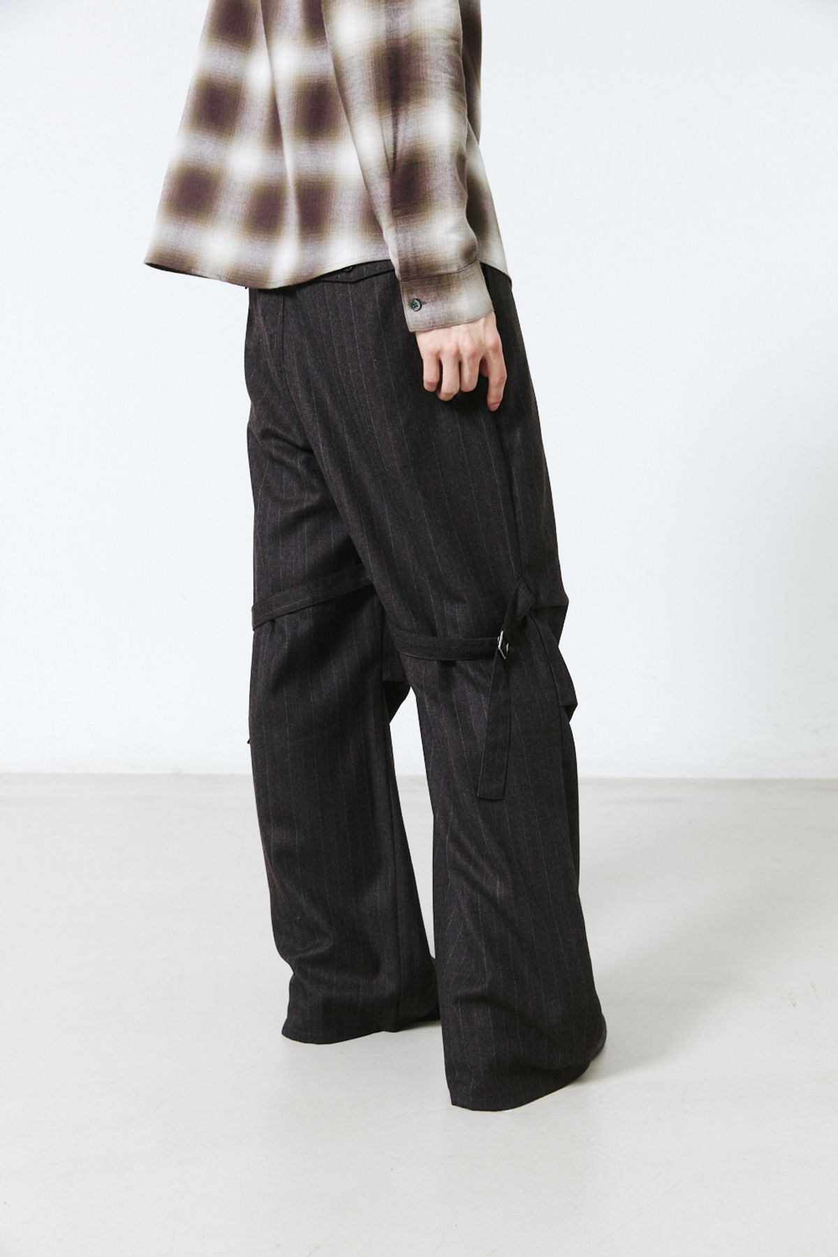 해칭룸(HATCHINGROOM) Bondage Snow Trousers Stripe Brown