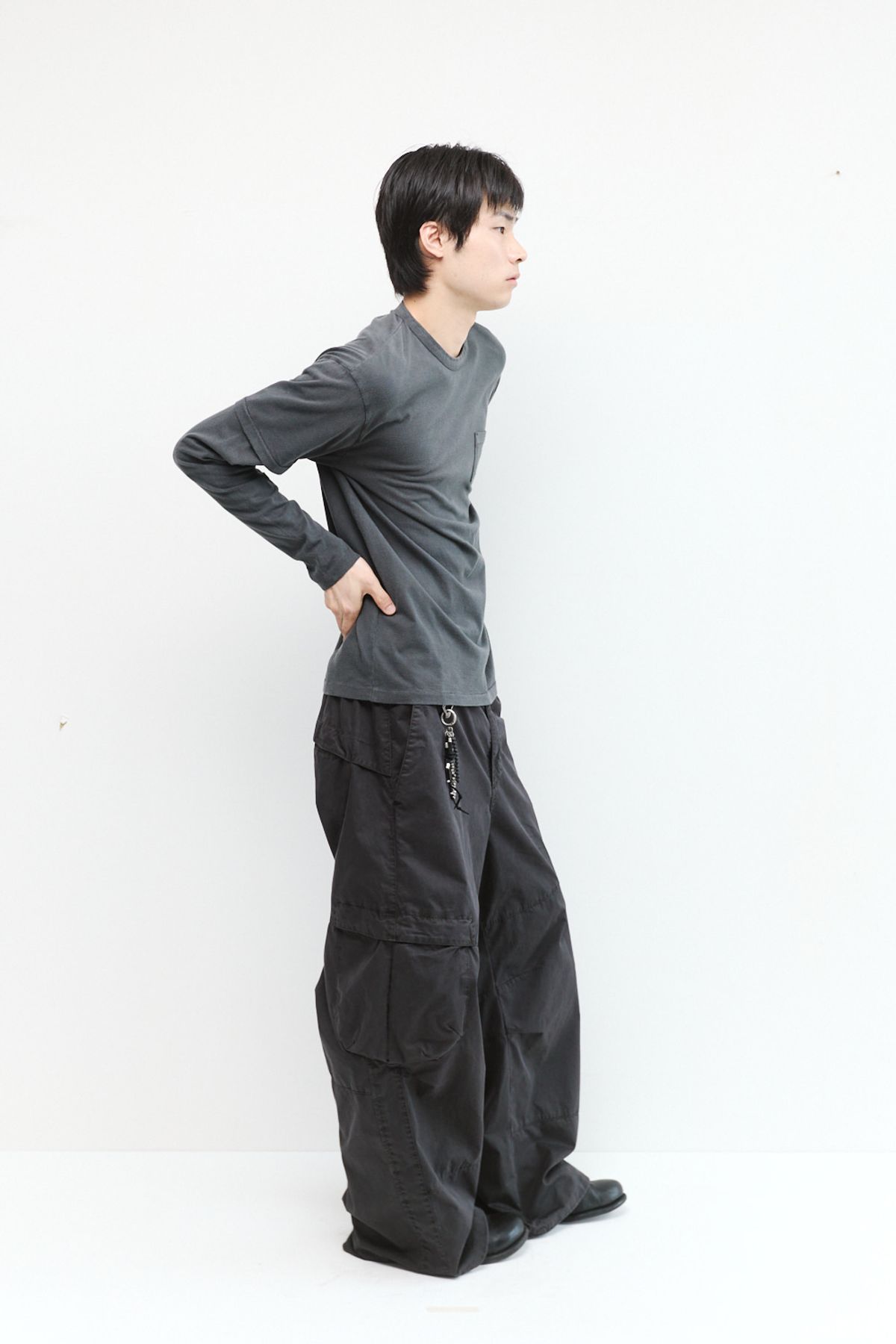 해칭룸(HATCHINGROOM) Board Pants V2 Dark Charcoal