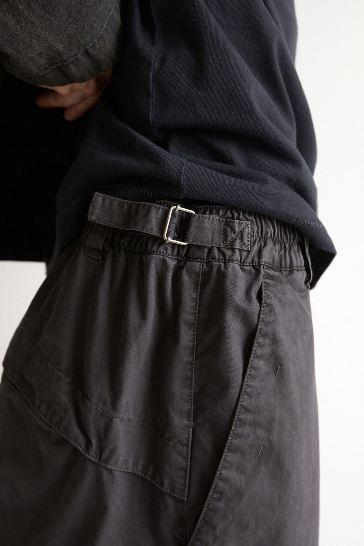 해칭룸(HATCHINGROOM) Board Pants V2 Dark Charcoal