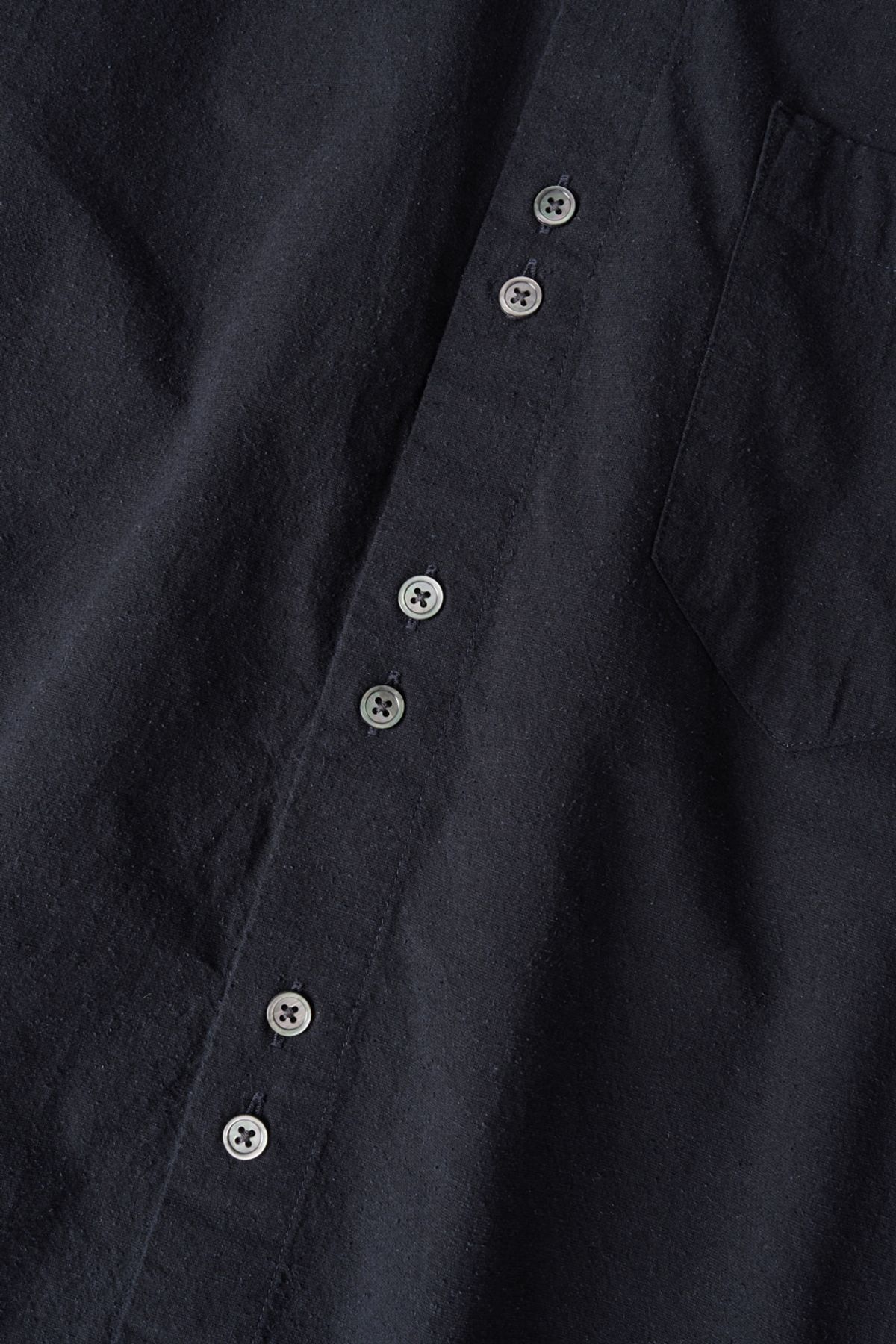 해칭룸(HATCHINGROOM) Rana Shirt Silk Nep Black