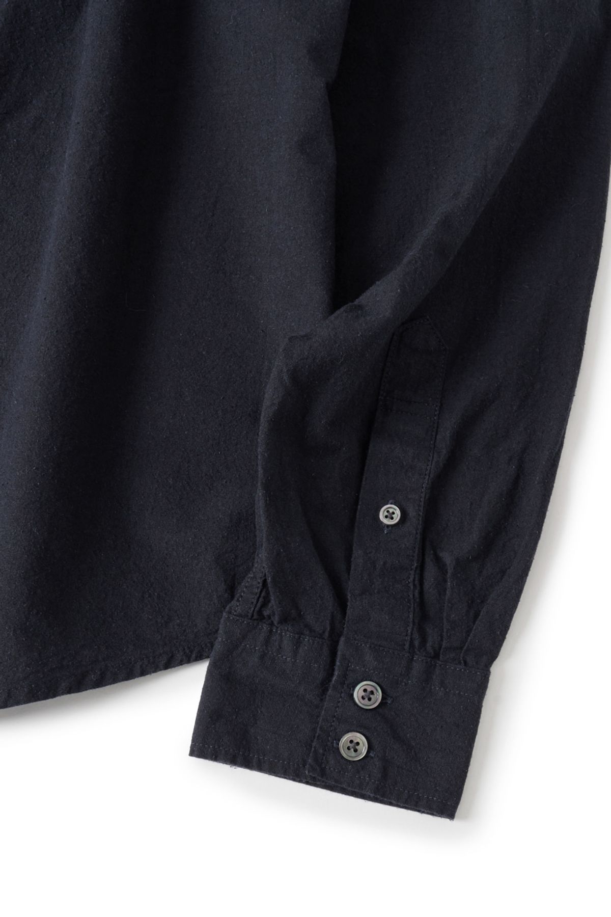 해칭룸(HATCHINGROOM) Rana Shirt Silk Nep Black