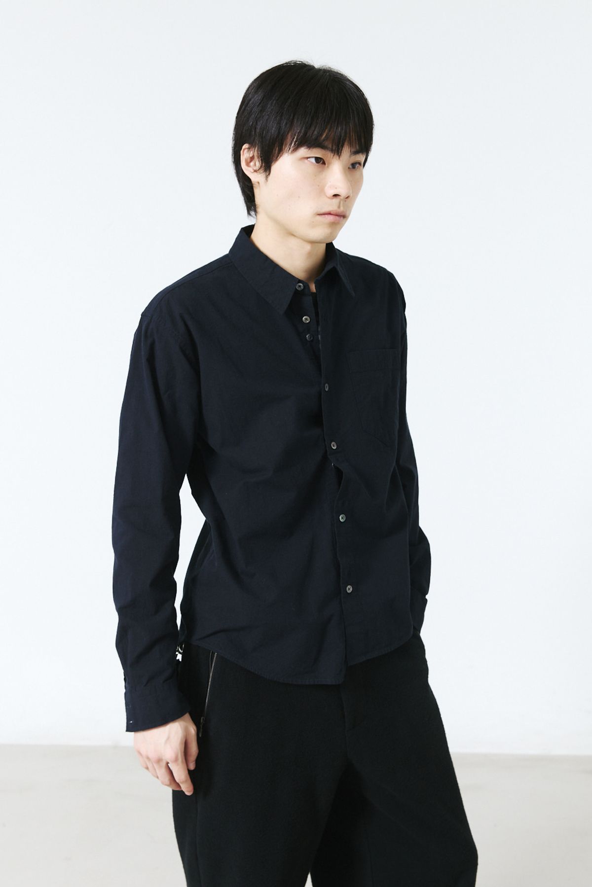 해칭룸(HATCHINGROOM) Rana Shirt Silk Nep Black