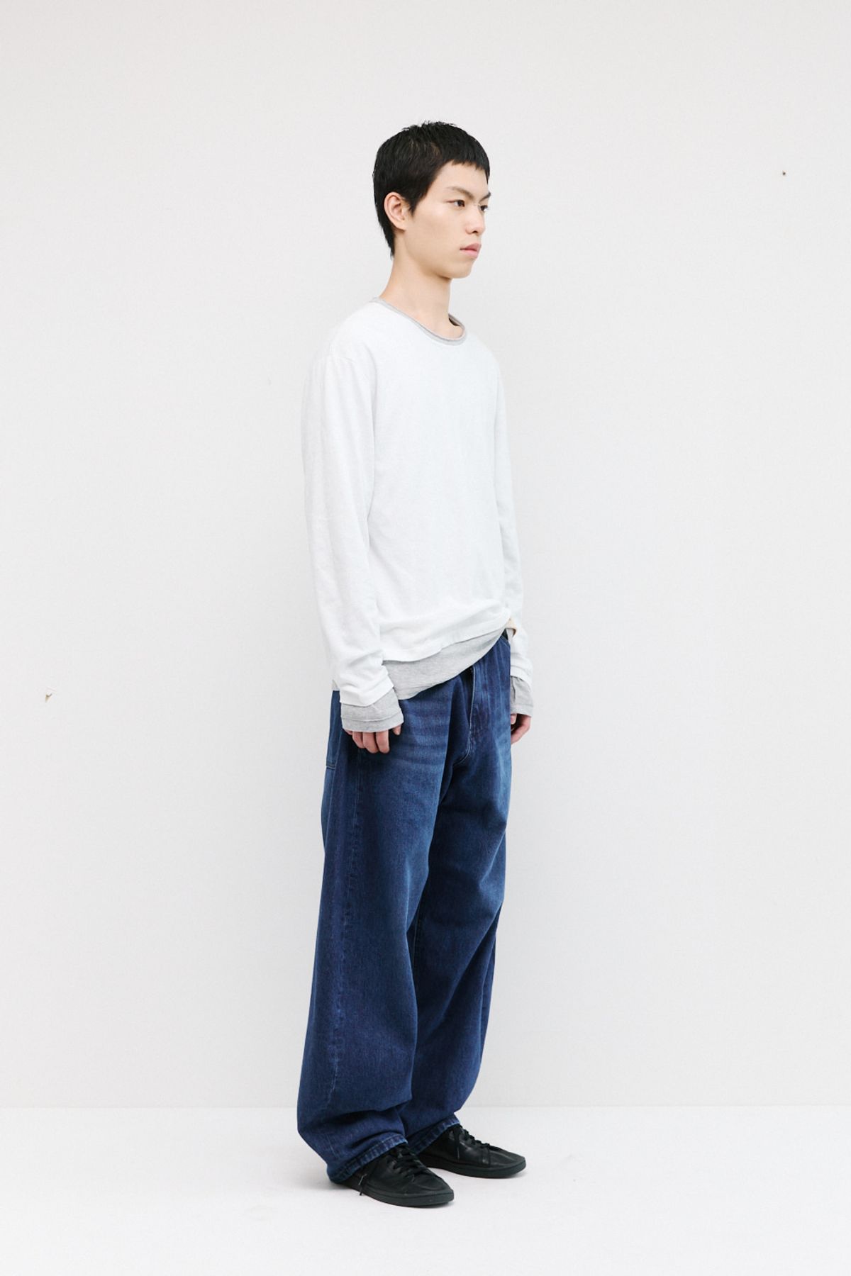 해칭룸(HATCHINGROOM) Curve Jeans Deep Blue