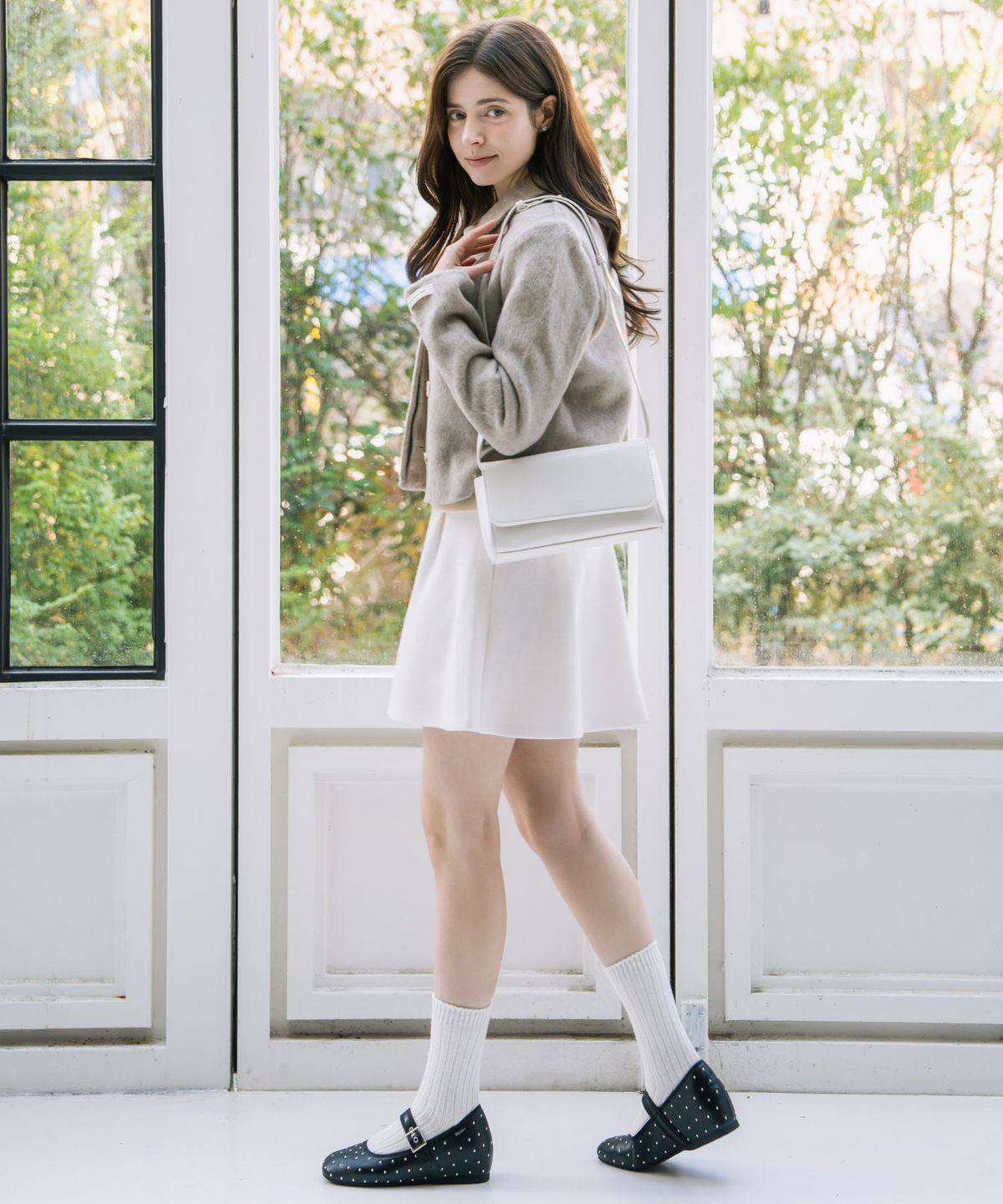디퍼슈(DIFFERSHOE) 벨린 스퀘어 도트 메리제인 5CM [레더]