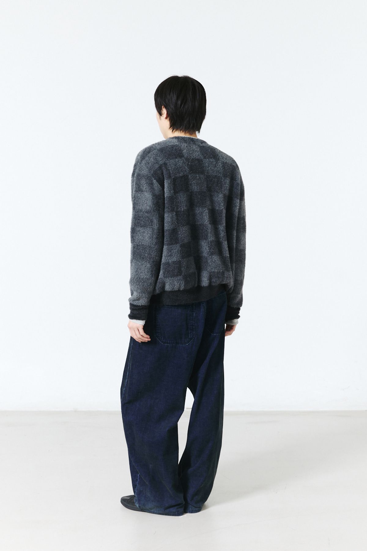 해칭룸(HATCHINGROOM) Hairy Cardigan Checkerboard Charcoal/Grey