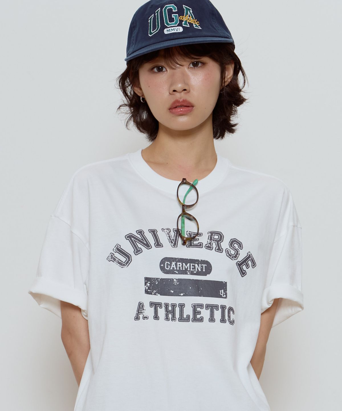 유니버스 가먼트(UNIVERSE GARMENT) UG 크랙 프린트 티셔츠_WHITE
