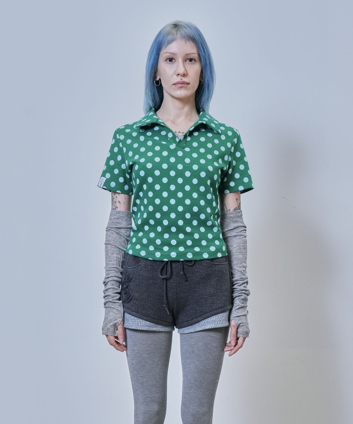 뉴제(NEWGE) Polka dot PK T-Shirts (GREEN)