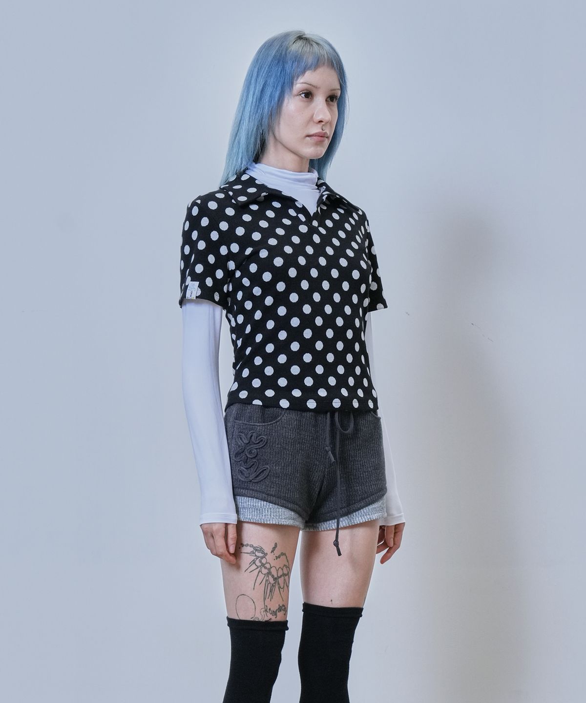 뉴제(NEWGE) Polka Dot PK T-Shirts (BLACK)