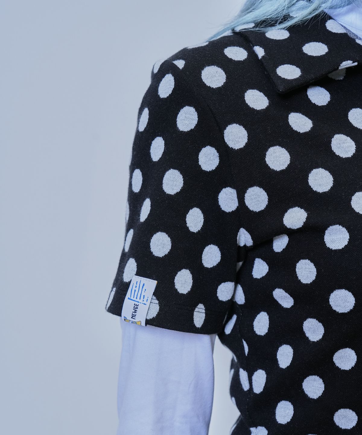 뉴제(NEWGE) Polka Dot PK T-Shirts (BLACK)