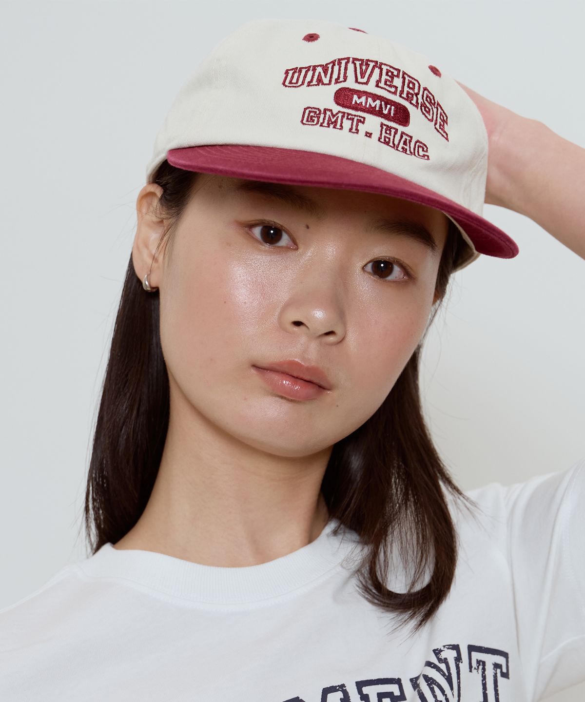 유니버스 가먼트(UNIVERSE GARMENT) UG 투톤 로고 워싱 캡_BURGUNDY