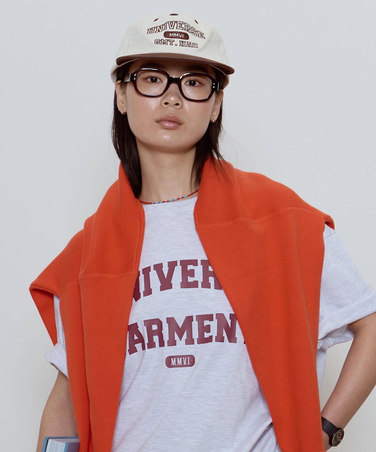 유니버스 가먼트(UNIVERSE GARMENT) UG 투톤 로고 워싱 캡_BROWN