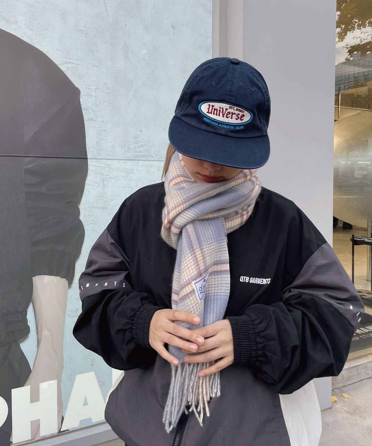 유니버스 가먼트(UNIVERSE GARMENT) 레트로 유니버스 오벌 로고 워싱 캡_Navy