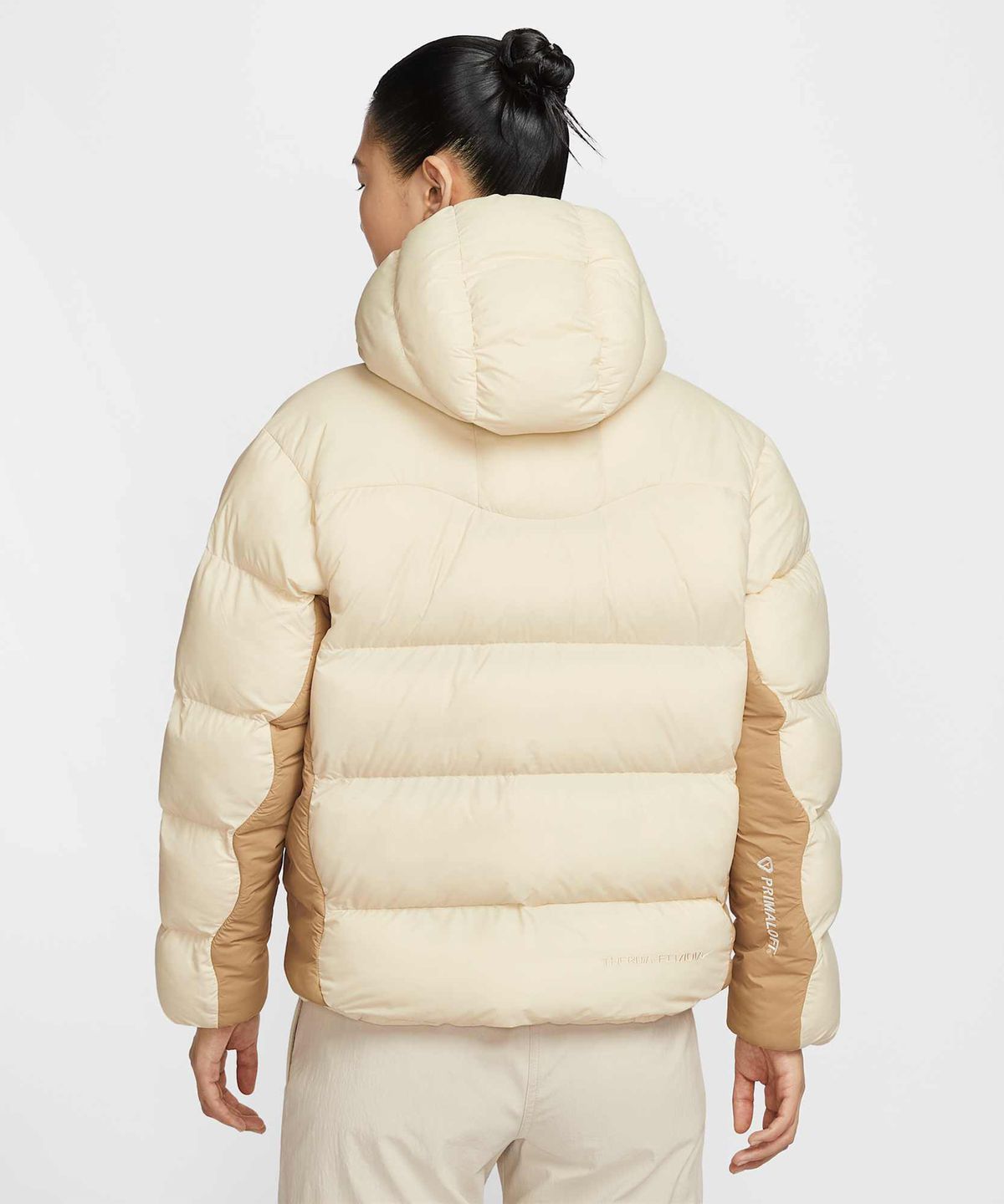 나이키(NIKE) ACG 루나 레이크 PrimaLoft® 써마 핏 ADV 루즈 후드 재킷 W - 라이트 카키:파라슈트 베이지:서밋 화이트 / FZ6762-229