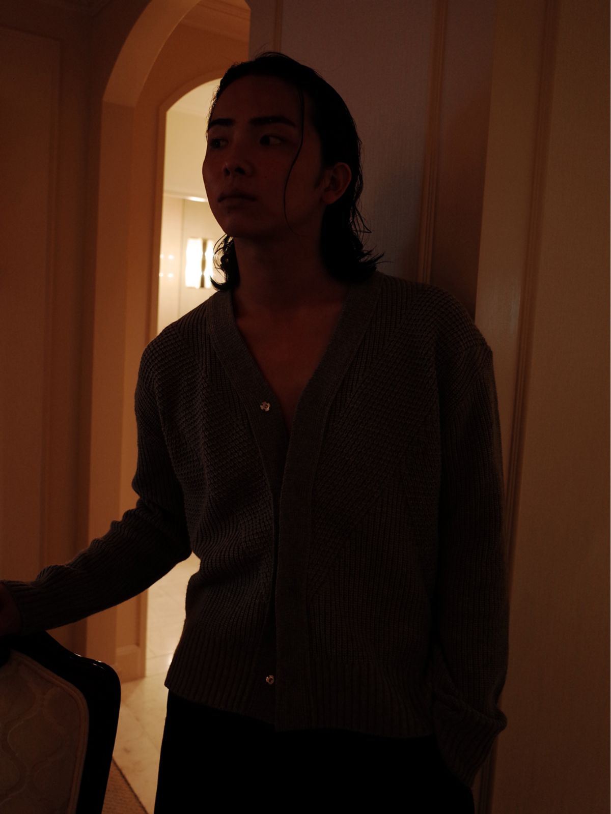 고저(GOZER) FOREST KNIT CARDIGAN_STONE