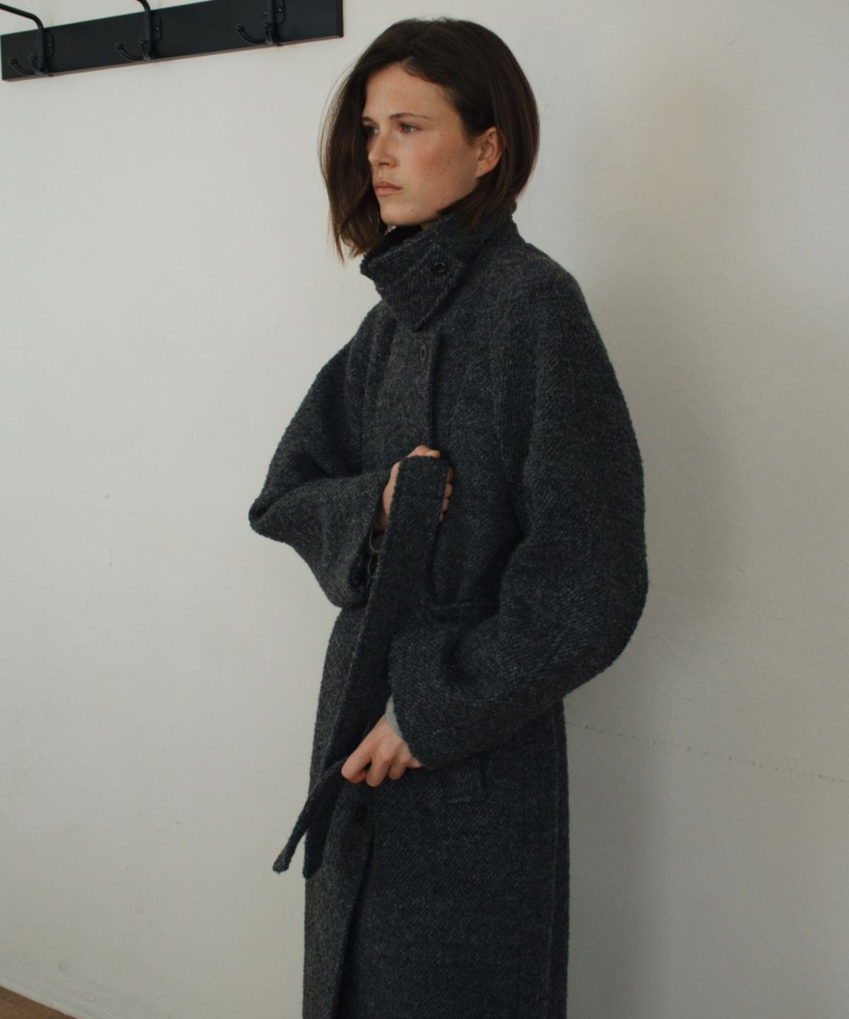 어나우트(UNNOUT) ALPACA VINTAGE ROBE COAT DARK GREY