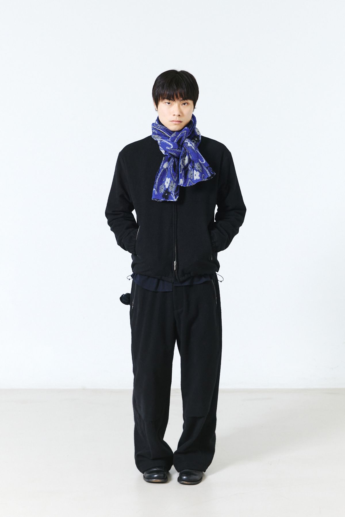 해칭룸(HATCHINGROOM) Floral Jacquard Muffler Blue