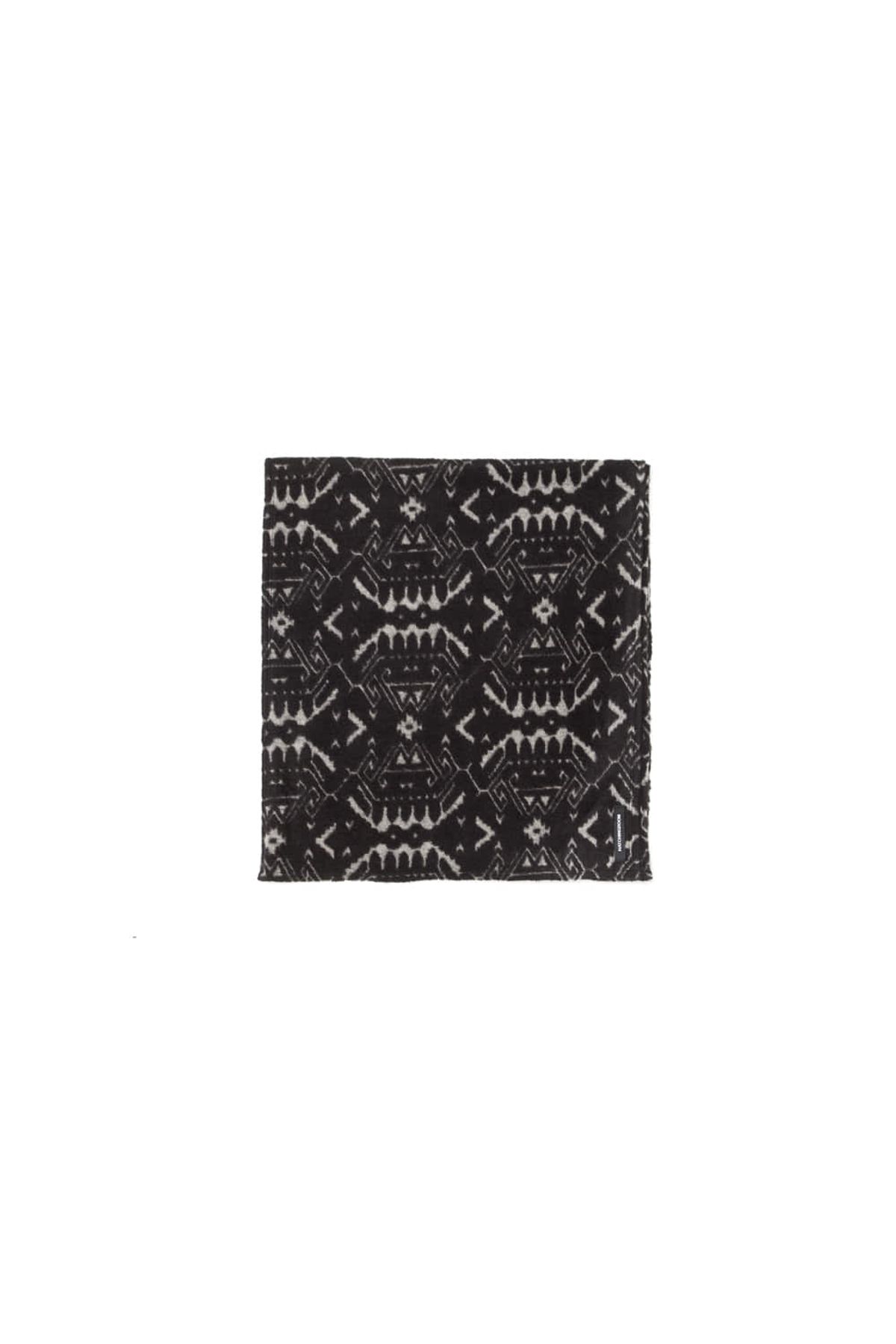 해칭룸(HATCHINGROOM) Fleece Jacquard Muffler Black