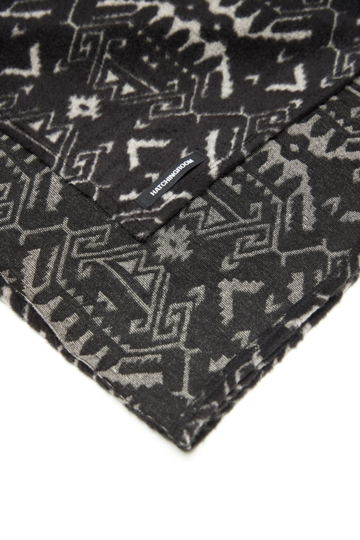 해칭룸(HATCHINGROOM) Fleece Jacquard Muffler Black