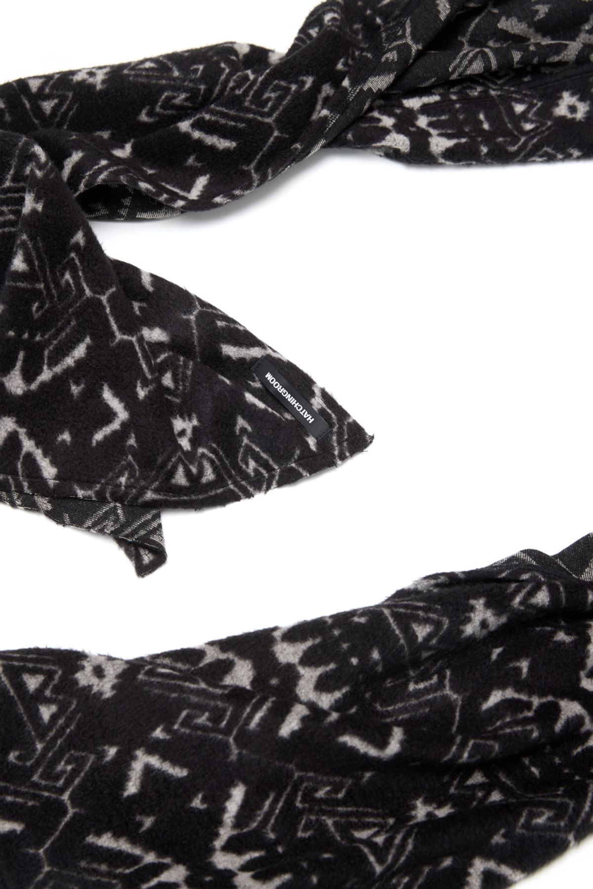 해칭룸(HATCHINGROOM) Fleece Jacquard Muffler Black