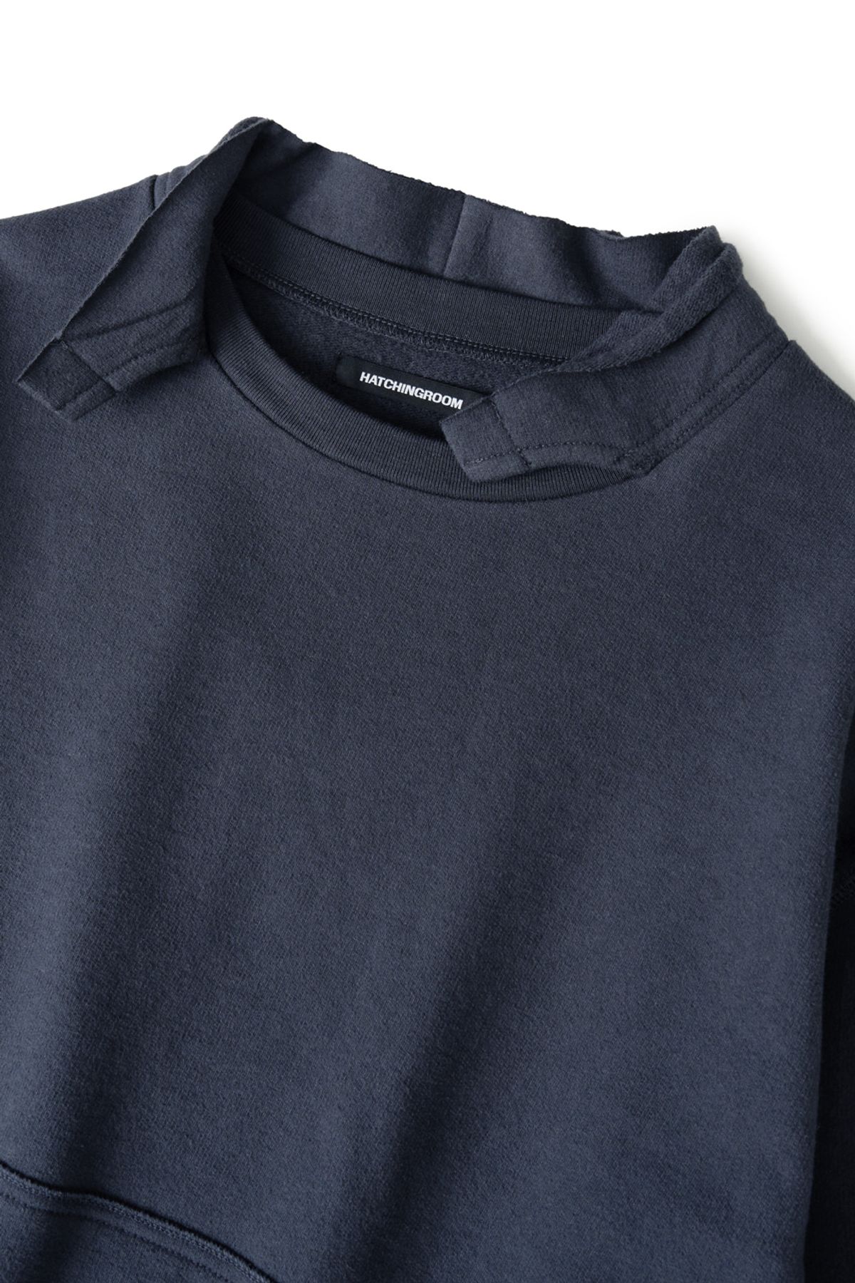 해칭룸(HATCHINGROOM) Overlay Sweatshirt Dark Navy