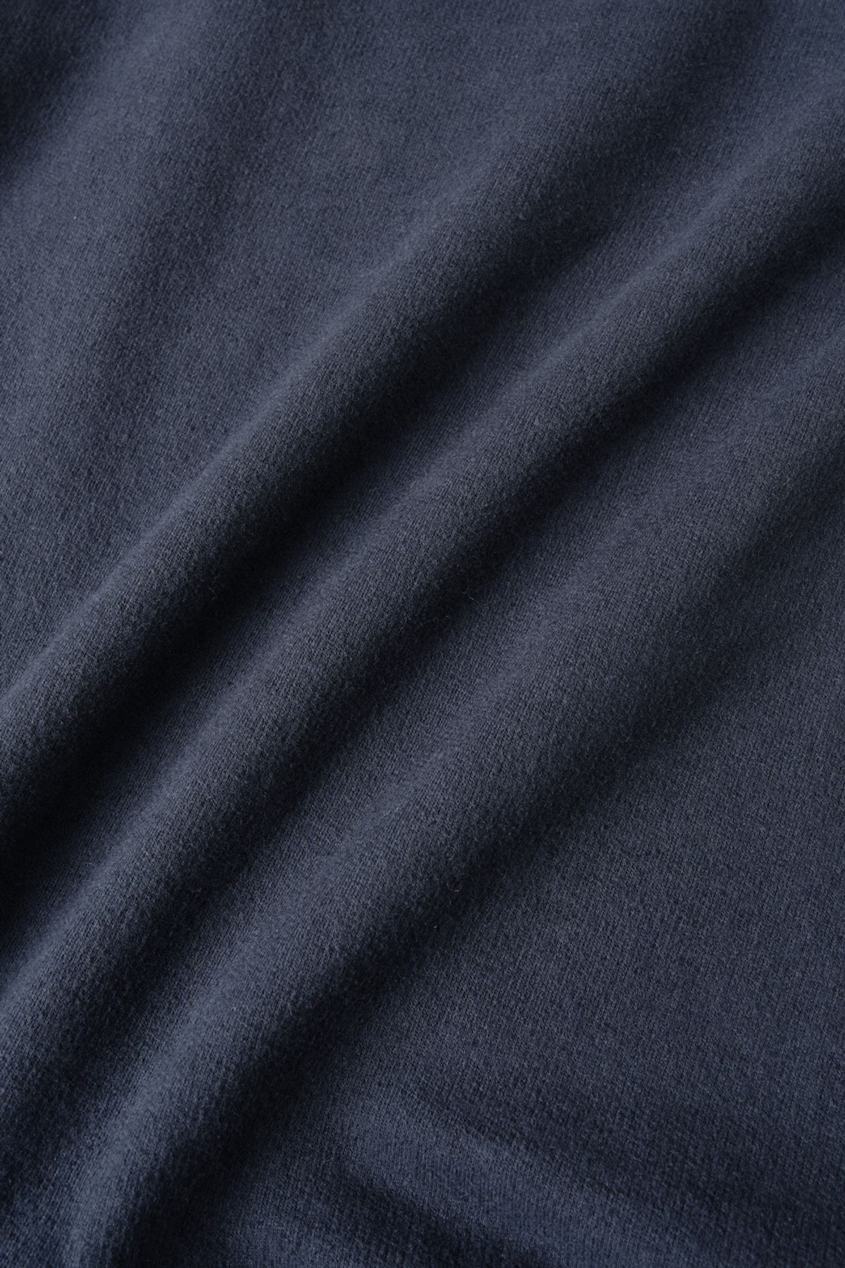 해칭룸(HATCHINGROOM) Overlay Sweatshirt Dark Navy